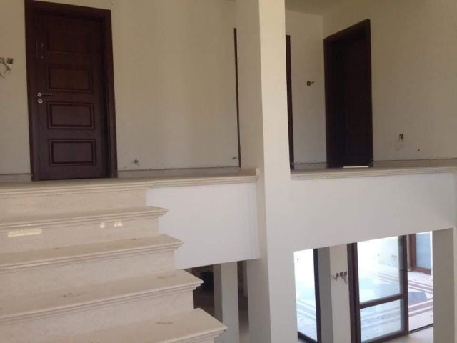 Villa for sale near Iskelese Cesar resort. Equivalent cob in a 2 decare plot