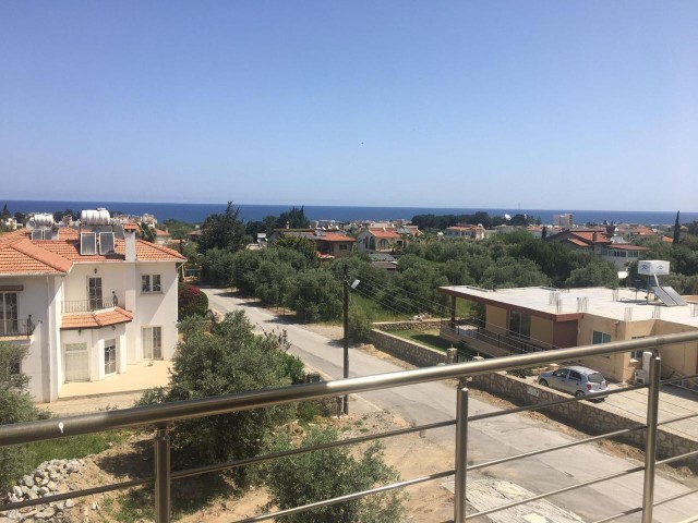 Zu Verkaufen 0 Wohnung 2 + 1 Kyrenia Lapta ** 