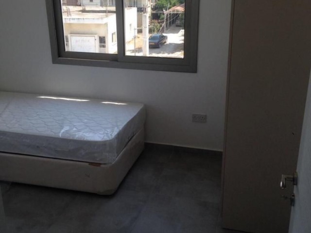 LEFKOŞA 250 GPB KİRALIK 2+1 DAİRE 