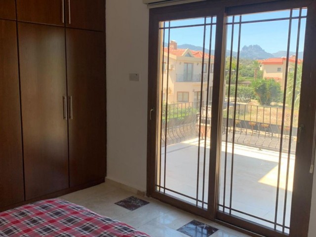 Çatalköy Esentepe daily rental villa 3+1, furnished, with private pool, parking lot, close to the sea, two storeys. £156 per day ** 