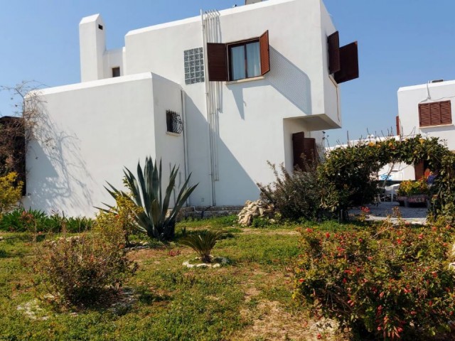 Villa for Sale in Famagusta, Tatlisu 4+1 ** 