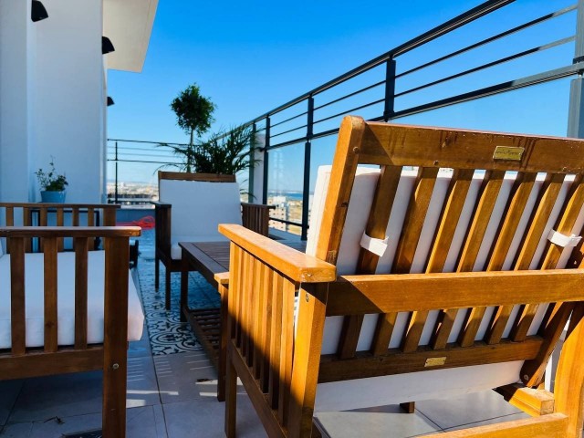 Pier-Long beach, Caesar Resor zu verkaufen 3 + 1 Lu llogaraische penthouse. ** 