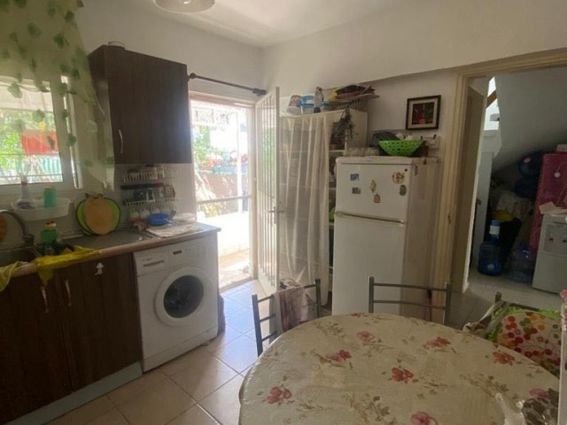 Girne merkezde 3+1 villa satılık 