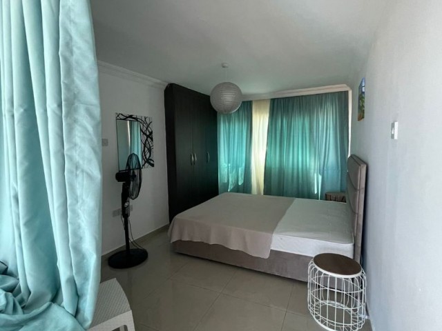 Kyrenia-Lapta. Tägliche Wohnung Zu vermieten 2+1 mit Pool, 70 &. ** 