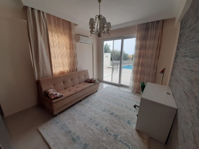 GIRNE- LAPTA, KIRALIK LUX VILLA 4+1. ** 