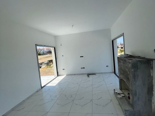 Kyrenia-Karsiyaka 4 + 2 zero Villa for sale, close to the main road with mountain and sea views ** 