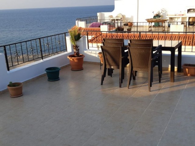 GIRNE - LAPTA . HOLIDAY APARTMENT 3+1. ** 