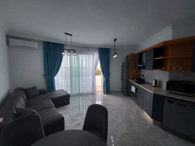 Girne- Edremit, satilik  penthouse 1+1 .