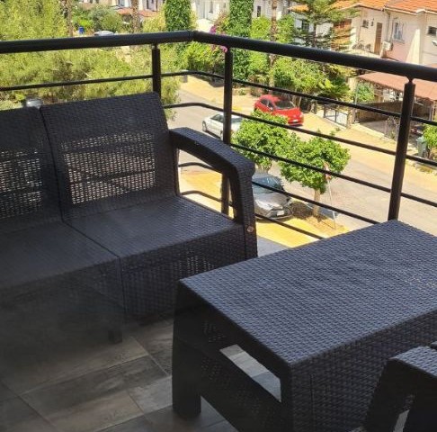 KYRENIA - Upper Kyrenia, 2+1 flat for sale in Barış Park.