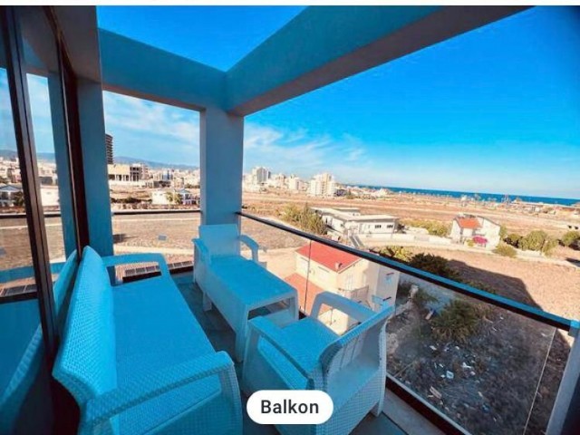 Kiralik 2+1 penthouse  at long Beach. 140 m2. To the sea 200 m