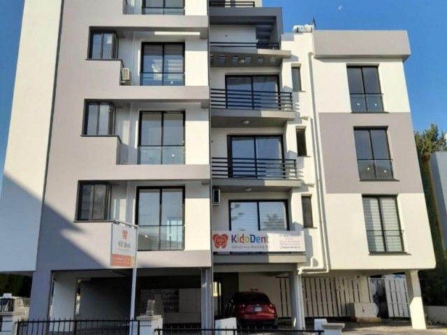 Flat For Sale in Yukarı Girne, Kyrenia