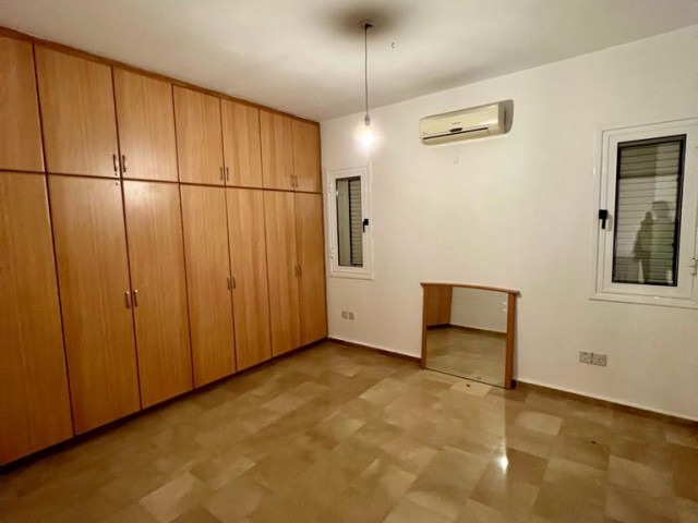 Girne merkezde Satilik 2+1 villa 