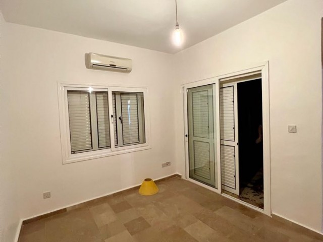 2+1 Villa zum Verkauf im Zentrum von Kyrenia