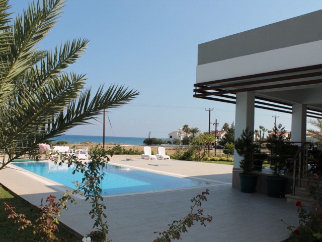 Kyrenia - Alagadi, beachfront villa 5-1