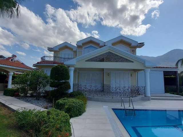 GIRNE - LAPTA. villa for sale 4+1.  ** 