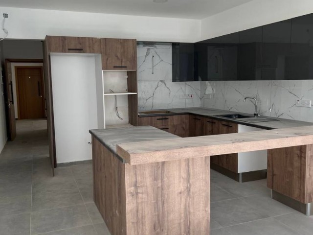 Luxus-Wohnung zu verkaufen in Kyrenia - Alsancak 2+1, 95m2, neue Anlage mit Schwimmbad