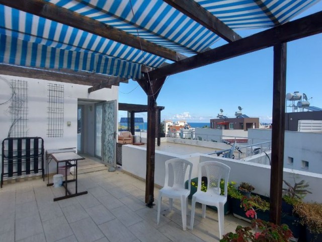 2+1 Penthouse zu verkaufen in Kyrenia - Karaoglanoglu. 