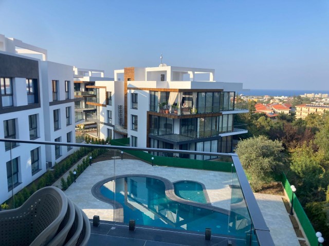 CIRNE - ALSANCAK PENTHOUSE ZU VERMIETEN 2+1. 