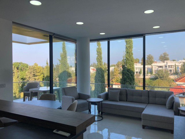 CIRNE - ALSANCAK PENTHOUSE ZU VERMIETEN 2+1. 