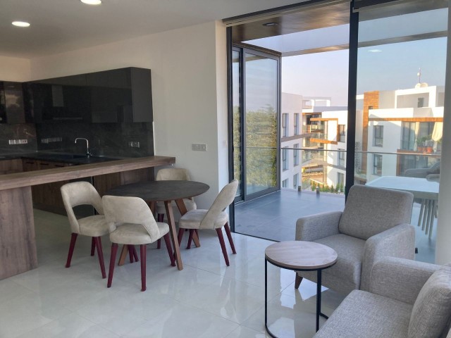 CIRNE - ALSANCAK PENTHOUSE ZU VERMIETEN 2+1. 