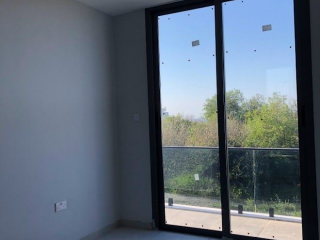 Kyrenia - Alsancak, neue Wohnungen zu verkaufen, Duplex 2+1, 3+1, 4+1 in einer neuen und modernen Anlage mit Tiefgarage