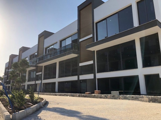 Kyrenia - Alsancak, new apartments for sale, duplex 2+1, 3+1, 4+1 in a new and modern complex with underground parking, installments are 6 months. 