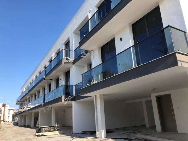 Kyrenia - Alsancak, new apartments for sale, duplex 2+1, 3+1, 4+1 in a new and modern complex with underground parking, installments are 6 months. 