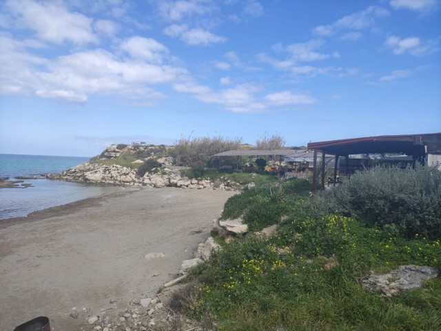 Kyrenia - Lapta, Lux-Villa zum Verkauf 2+1, 3+1, 450 Meter zum Meer