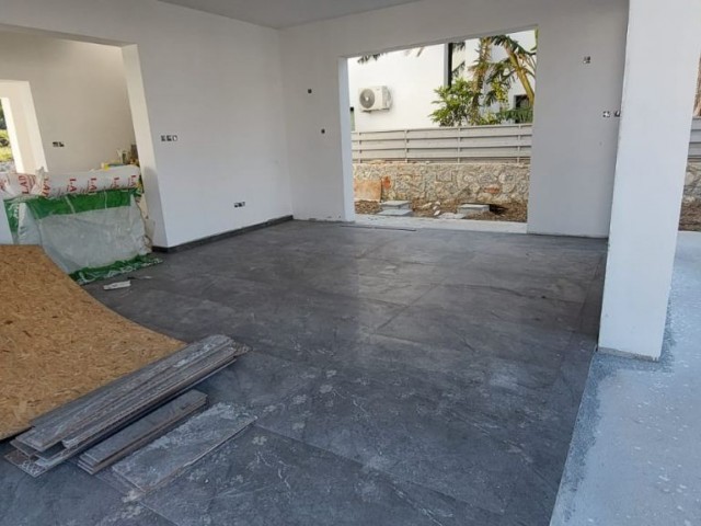 Kyrenia-Alsancak, 3+1 Luxusvilla zu verkaufen