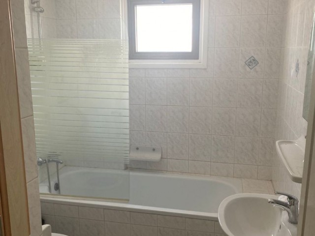 Kyrenia merkez apartment for rent 3+1 