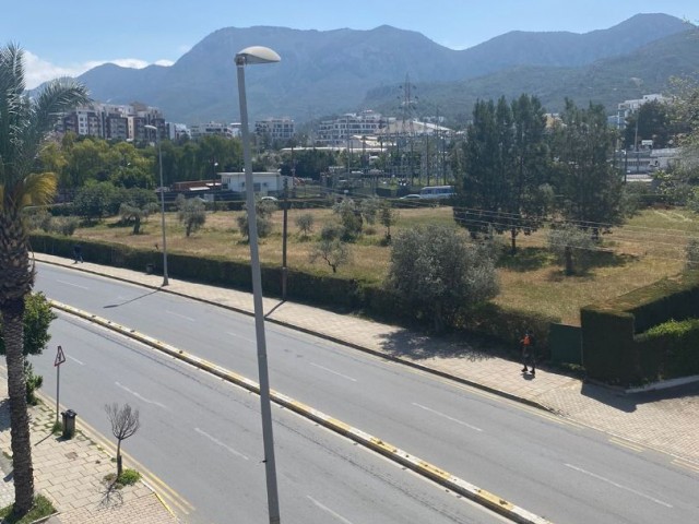 Kyrenia merkez Wohnung zur Miete 3+1 