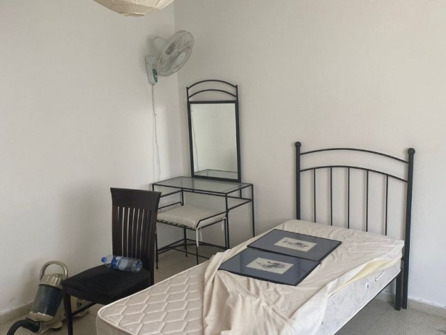 Kyrenia merkez apartment for rent 3+1 