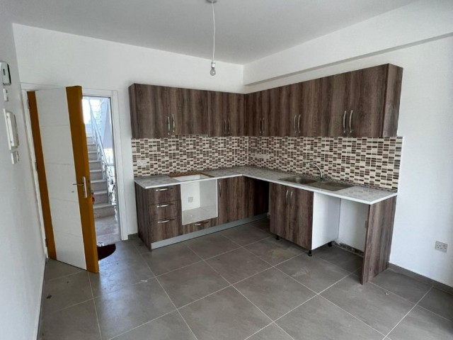 Newly built 2-bedroom flat with exchange title in Lapta, North Cyprus for sale, İngilizce, Türkçe, R