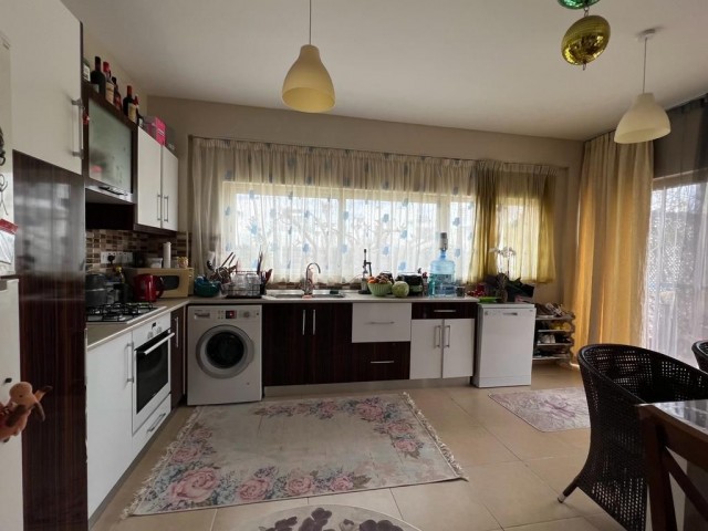 3+1 flat for sale in Kyrenia - Esentepe.