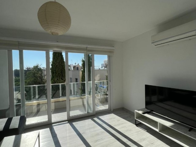 2 bedroom flat for rent in city center