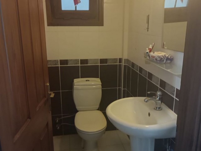 GIRNE CITY CENTER 3+1 FLAT FOR SALE. We speak English, Russian and Turkish 