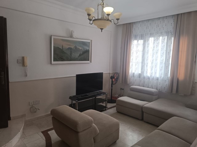 GIRNE CITY CENTER 3+1 FLAT FOR SALE. We speak English, Russian and Turkish 