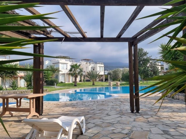 GIRNE - ESENTEPE 1+1 FLAT FOR SALE. We speak English, Russian and Turkish 