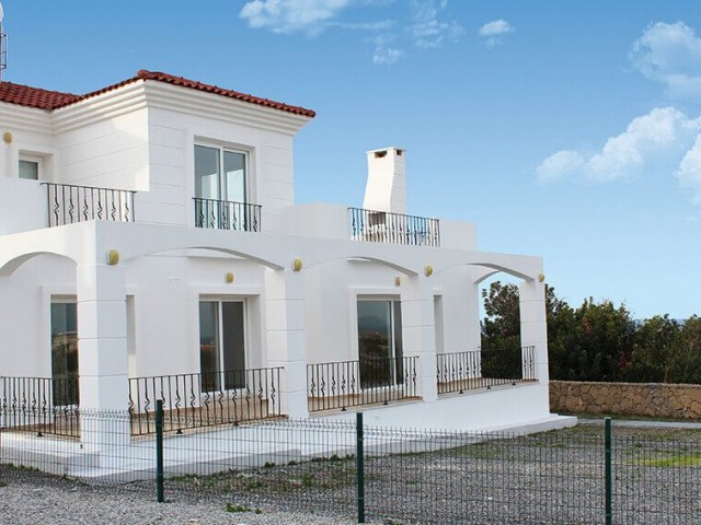 GIRNE KARSIYAKA 3+1 SATILIK VILLA. İngilizce, Türkçe, Rusça konuşuyoruz.