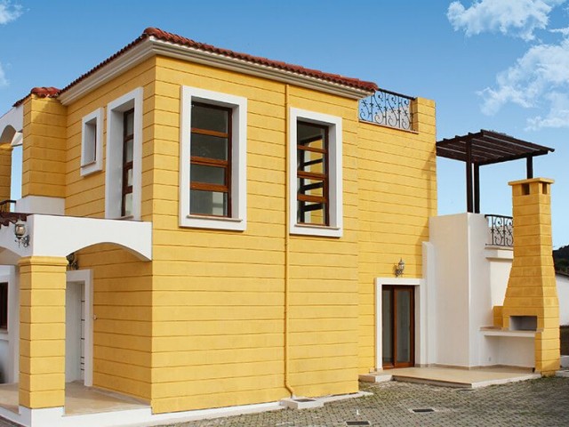 GIRNE KARSIYAKA 3+1 SATILIK VILLA. İngilizce, Türkçe, Rusça konuşuyoruz.