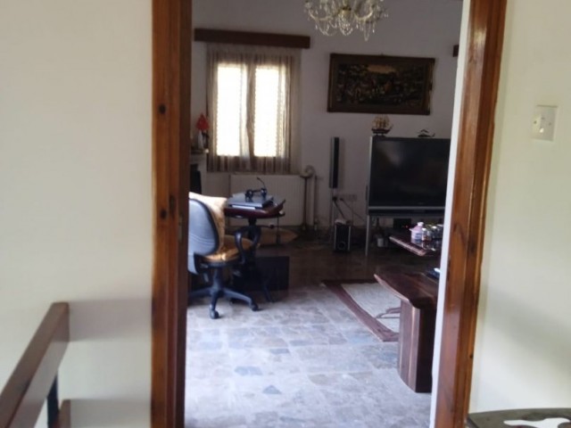 GIRNE CITY CENTER 4+1 VILLA FOR SALE. We speak English, Russian and Turkish 