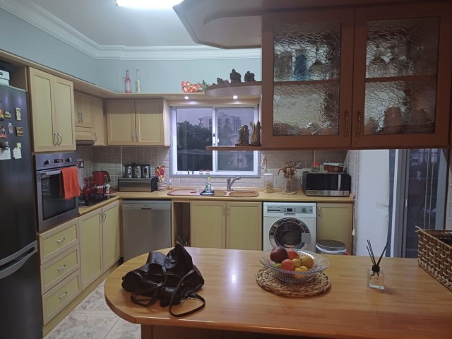 GIRNE CITY CENTER 2+1 FLAT FOR SALE. We speak English, Russian and Turkish 