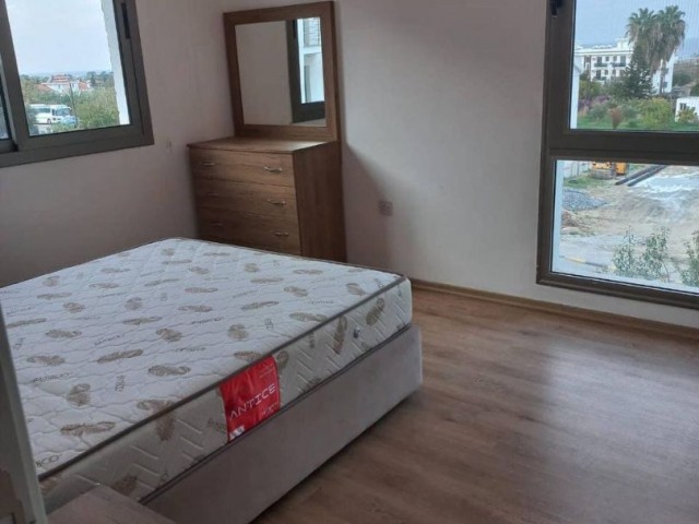 2+1 flat for rent with furniture and white goods in Kyrenia - Lapta.