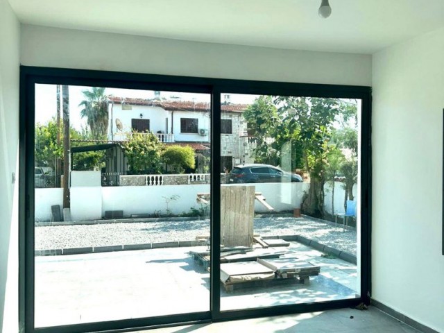 3+1 villa for sale in Kyrenia-Alagadi, 100 meters from the sea. Sea and mountain view.