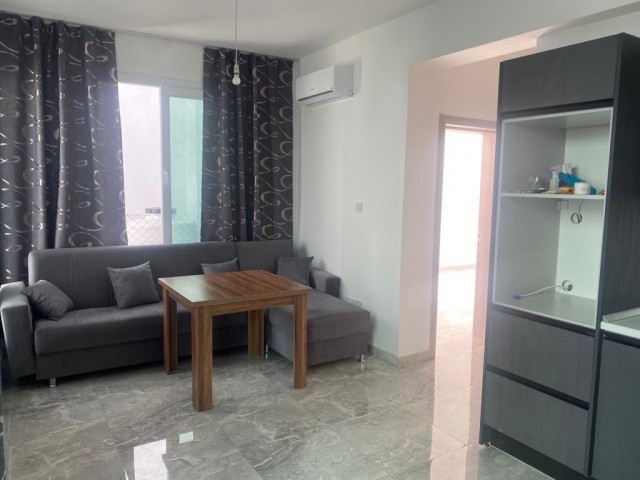 GIRNE - KARSIAYKA  KIRALIK VILLA  2+2.