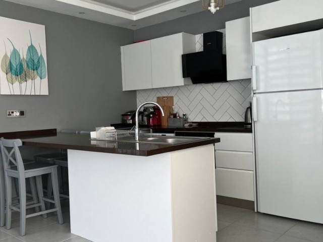 Kyrenia – Alsancak, 1+1 Wohnung zum Verkauf in einem neuen Komplex mit Pool, Terrasse und Designer-Renovierungen. Wir sprechen Türkisch, Englisch und Russisch