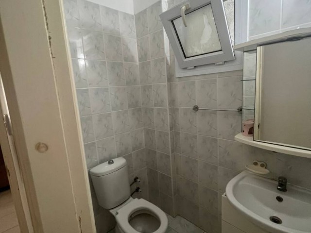 KYRENIA - ALSANCAK FLAT FOR RENT 3+1.