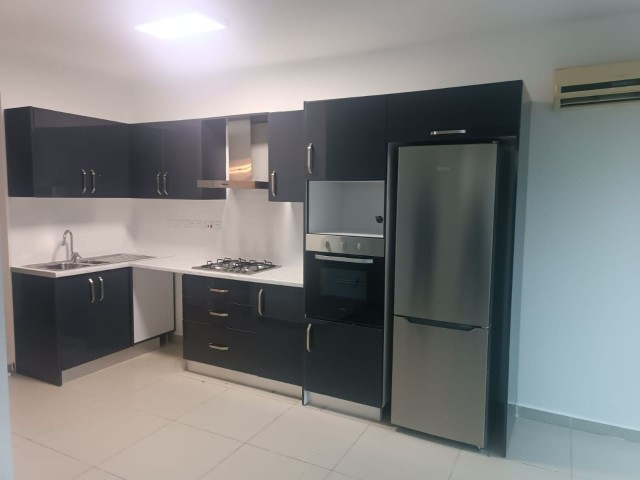 Opportunity 2+1 flat for sale in Kyrenia center