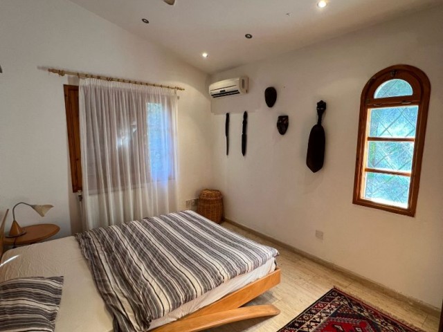 3 bedroom villa for sale in Karmi