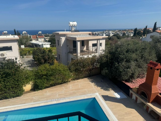 3+1 Haus zu vermieten mit Aussicht und Pool in Zeytinlik